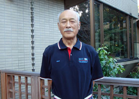 イーストトレーディング株式会社 代表